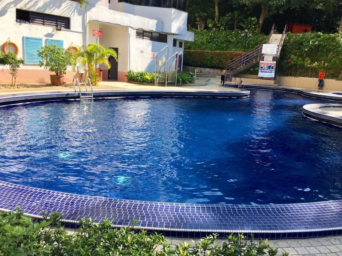 The Ferringhi Sea View At Sri Sayang Apartment Batu Ferringhi Exterior photo