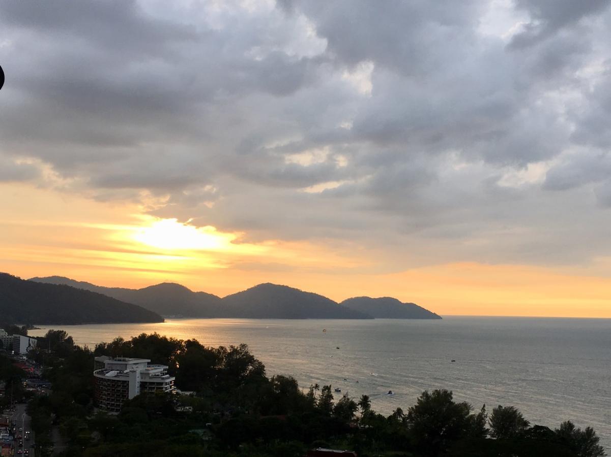 The Ferringhi Sea View At Sri Sayang Apartment Batu Ferringhi Exterior photo
